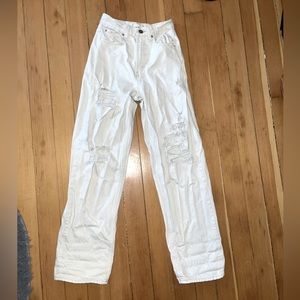 BDG white/tan baggy ripped jeans
